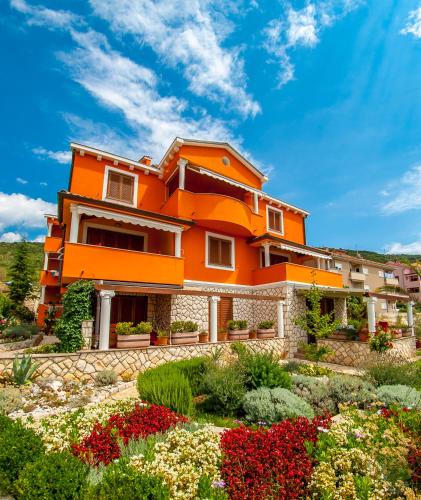 Villa Magnolija — 4-Star Luxury Hotel in Cres, Croatia