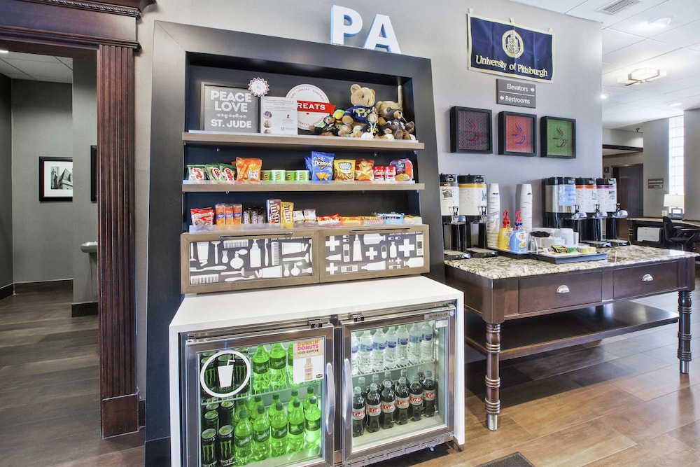 Hampton Inn Pittsburgh University Medical Center - photo 23