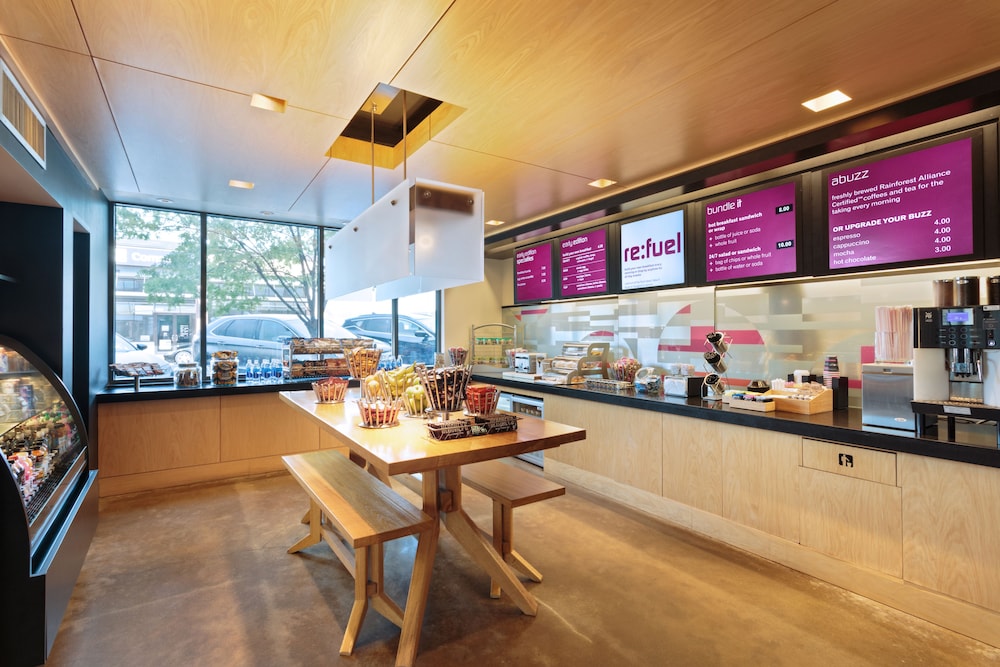 Aloft Birmingham Soho Square - photo 18