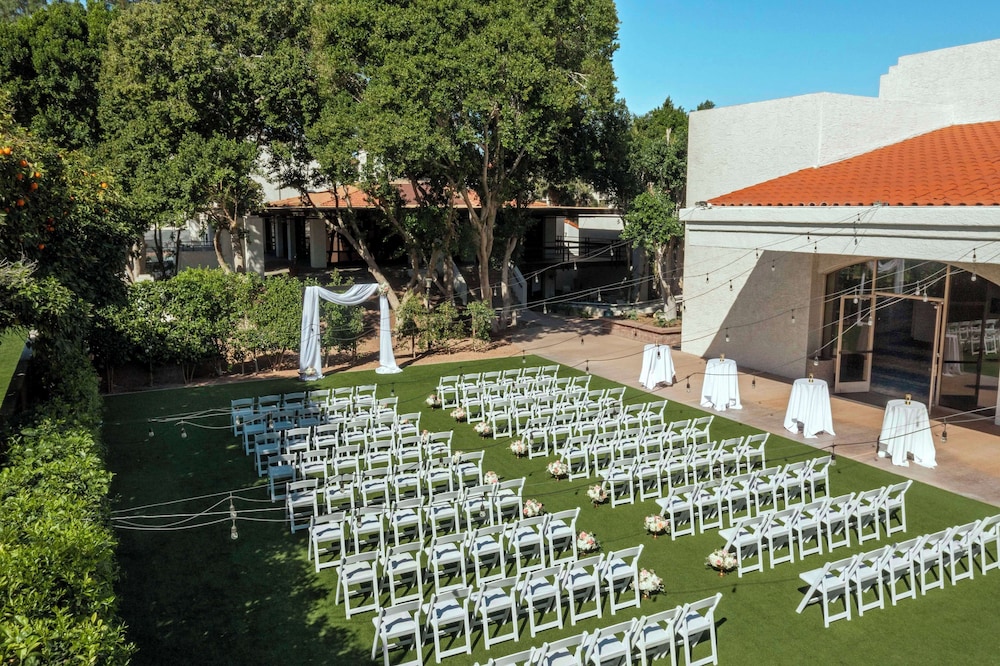 Embassy Suites by Hilton Scottsdale Resort - photo 62