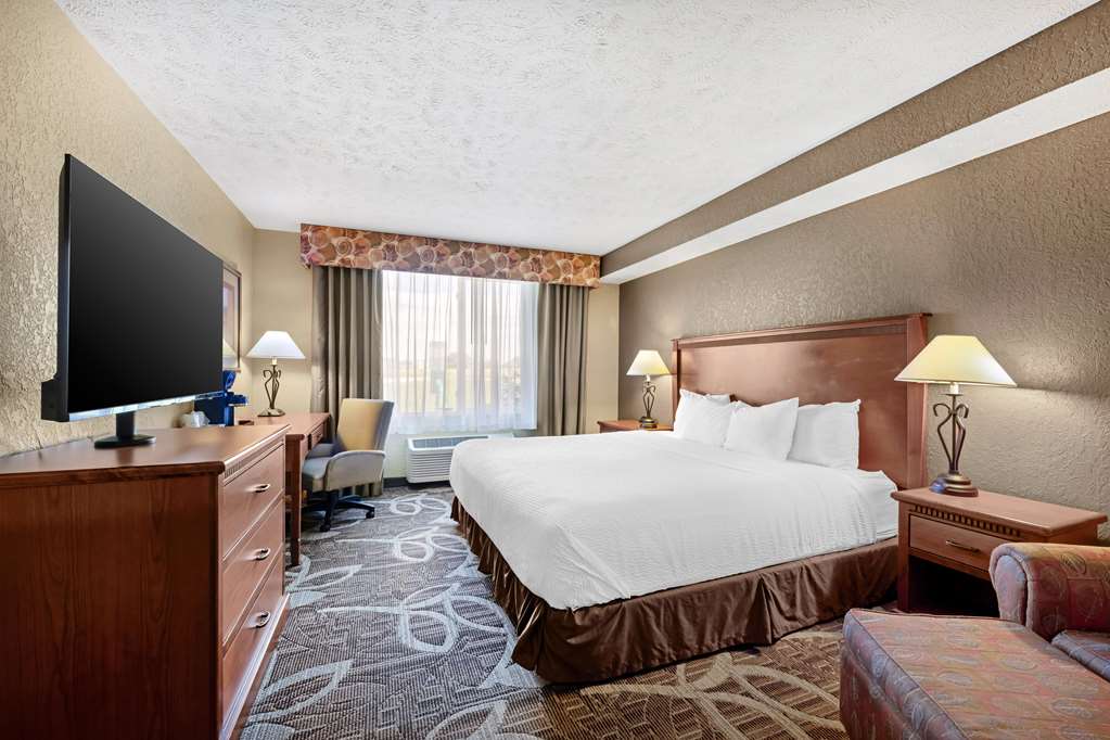 Best Western Plus Mid Nebraska Inn & Suites - photo 14