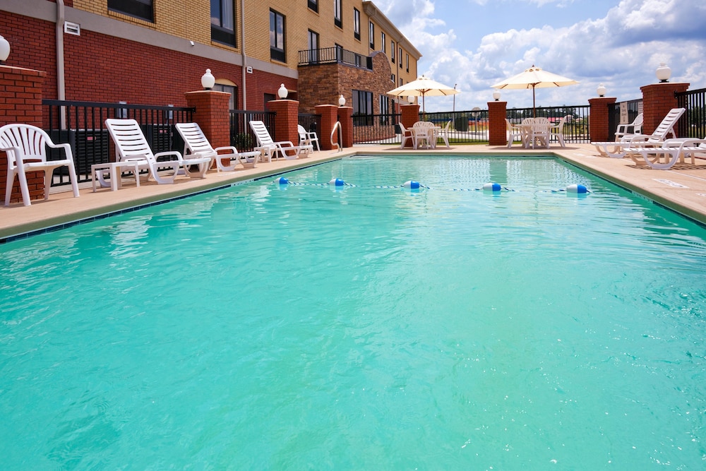 Holiday Inn Express Greenville by IHG - photo 37