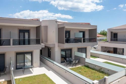 SithoniaRS Mercer Luxury Maisonette in Nikiti, Greece