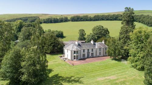Mossfennan House — 4-Star Luxury Hotel in Biggar, United Kingdom