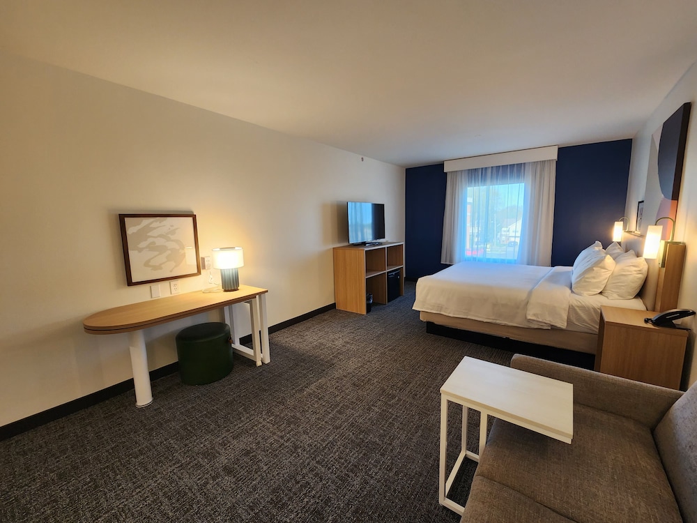 Spark by Hilton Rahway - photo 23