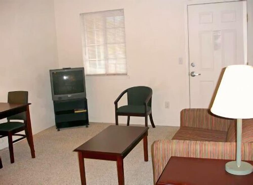 Affordable Suites Burlington - photo 39