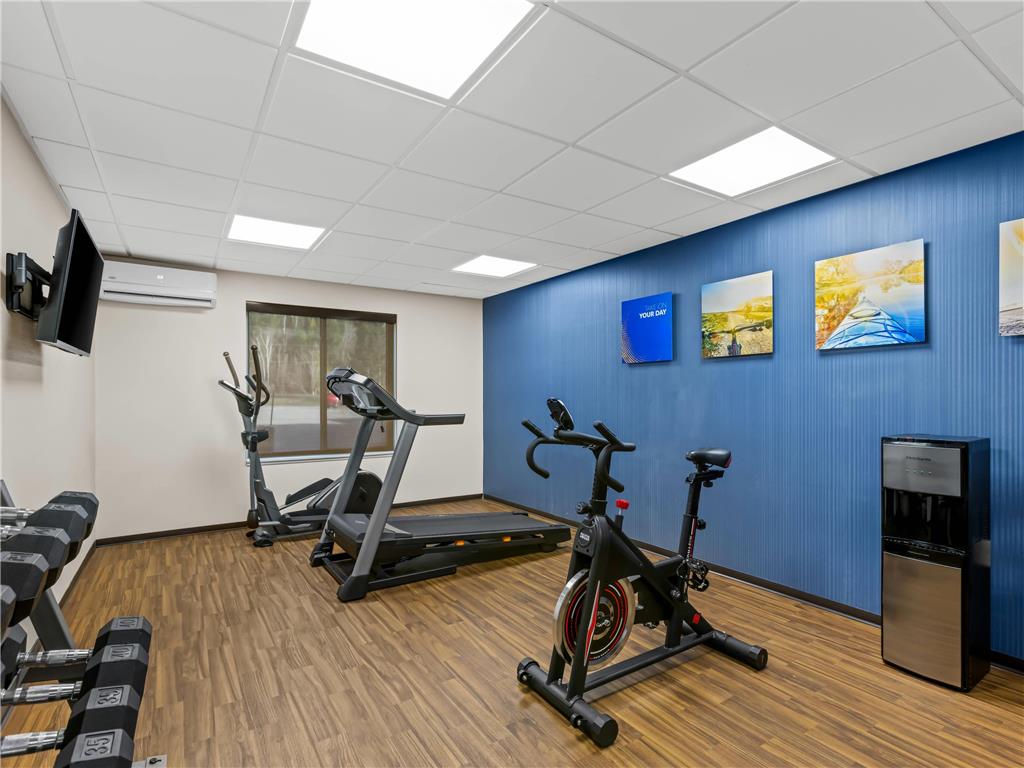 Comfort Inn & Suites Munising Lakefront - photo 46