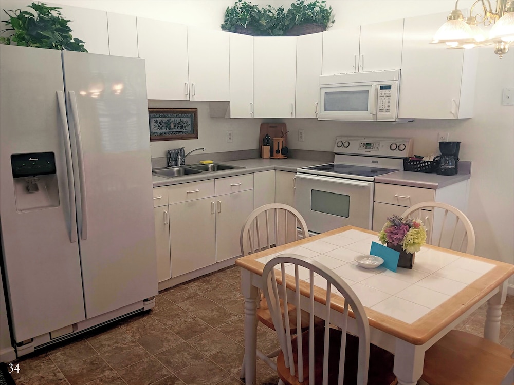 The Cozy Inn - photo 41