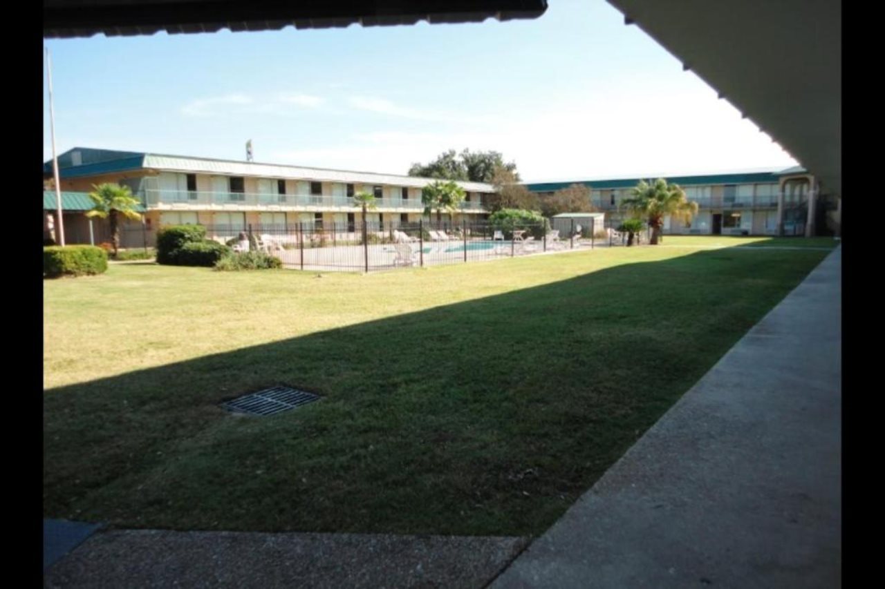 OYO Hotel Audubon Baton Rouge Port Allen I 10 - featured photo