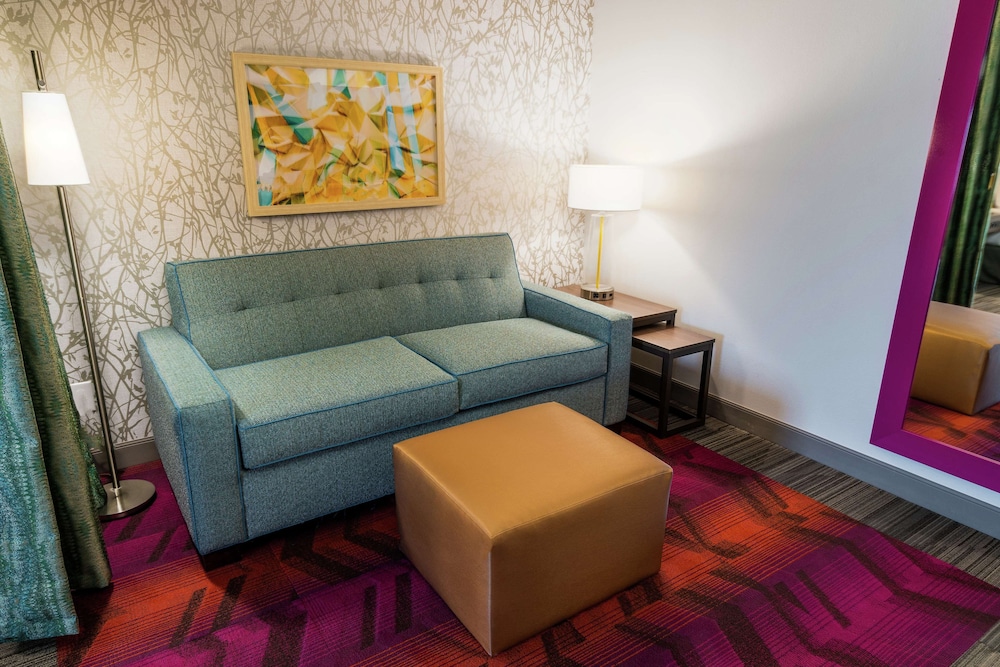 Home2 Suites by Hilton San Antonio at the Rim - photo 19
