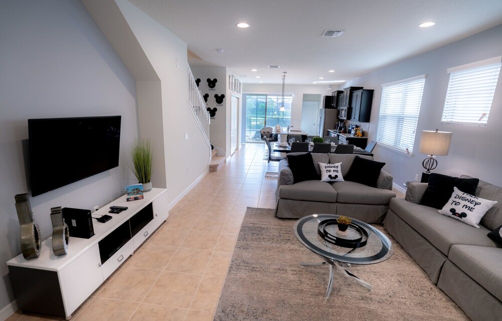 Windsor at Westside 18013 - photo 25