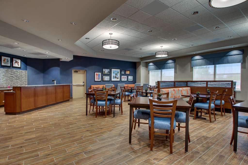 Drury Inn & Suites Iowa City Coralville - photo 15