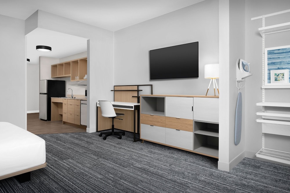 TownePlace Suites by Marriott Jacksonville Airport - photo 14