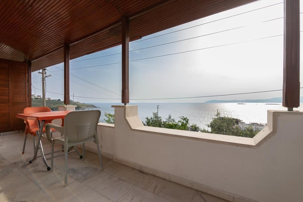 Moon & Sun Otel in Seferihisar, Turkey