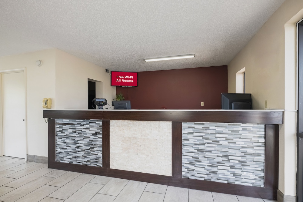 Red Roof Inn Bishopville - photo 4