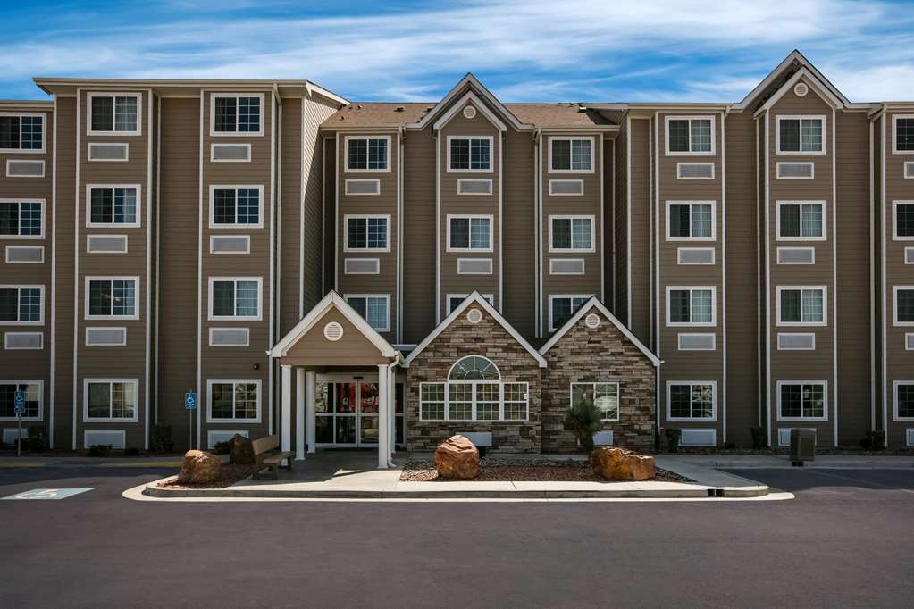 Microtel Inn & Suites By Wyndham Pecos - featured photo