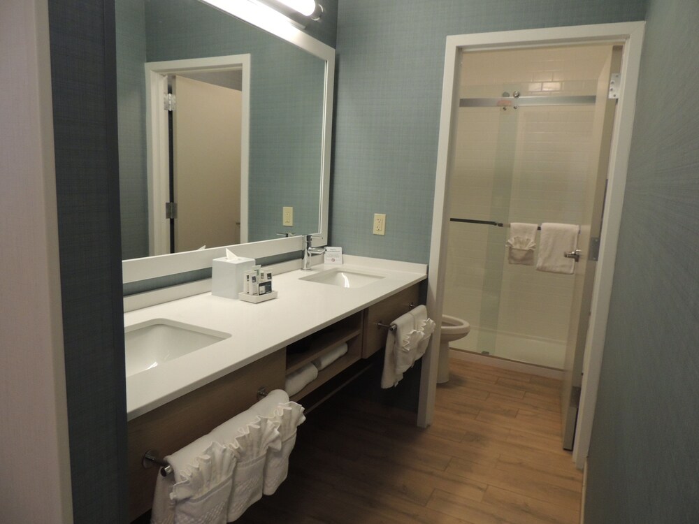 The Inn at Longwood Medical - photo 14