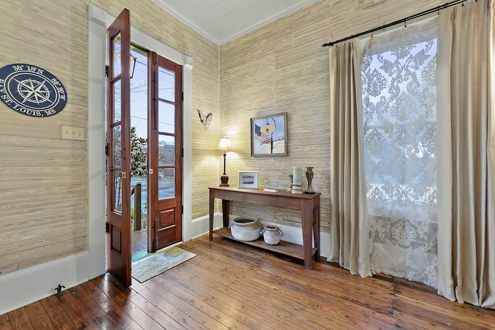 Carroll House Cottages - photo 37