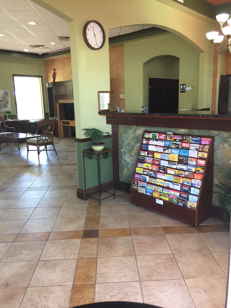 Rodeway Inn Sun City Center - photo 3