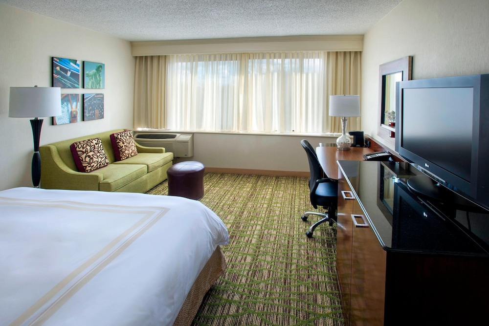 Boston Marriott Peabody - photo 10
