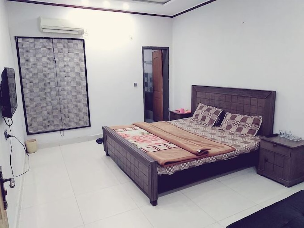 Dimond Hotel - carbon neutral hotel in Lahore