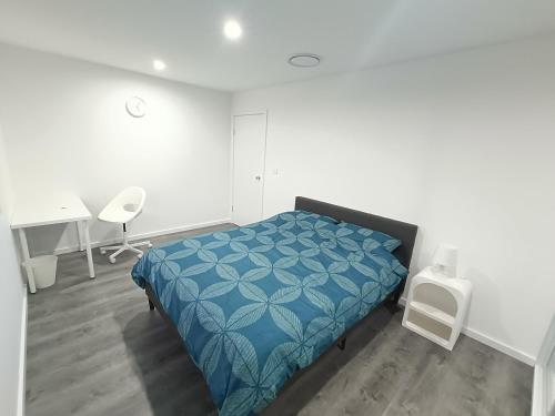 Modern And Peaceful Queen Room In Guildford Nr5 — Guildford
