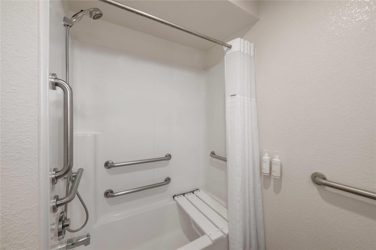 Super 8 by Wyndham Fort Bragg - photo 22