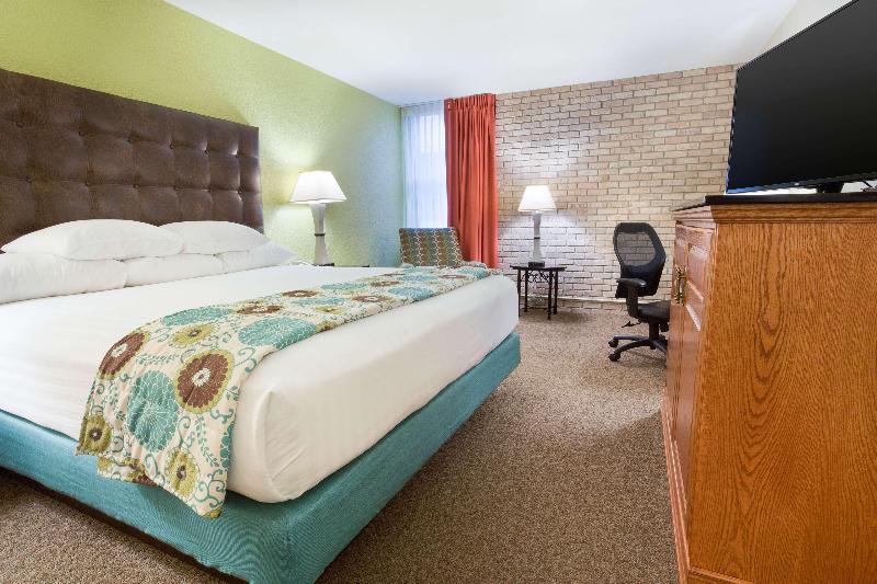 Drury Inn & Suites McAllen - photo 10