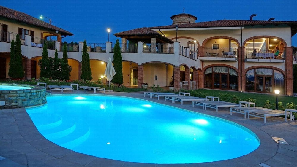 Ristorante Albergo Tota Virginia — Alba