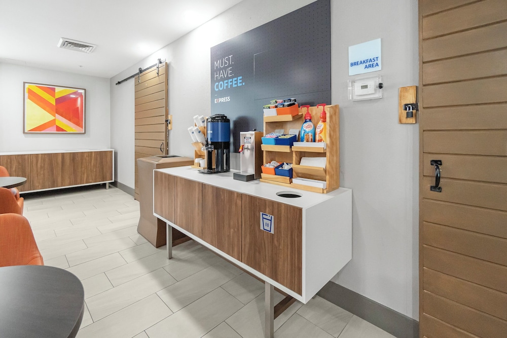 Holiday Inn Express Salt Lake City South Midvale by IHG - photo 38