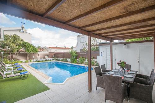 Villa Kavo Sunshine Beautiful 3 Bedroom Protaras Villa with Private Pool Close to the Beach