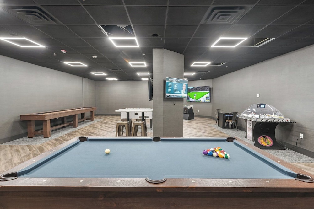 Crowne Plaza Suites MSP Airport Mall of America by IHG - photo 24