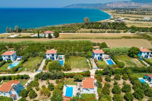 Sun Beach Villa Thio
