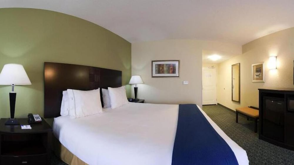 Holiday Inn Express & Suites Covington by IHG - photo 29