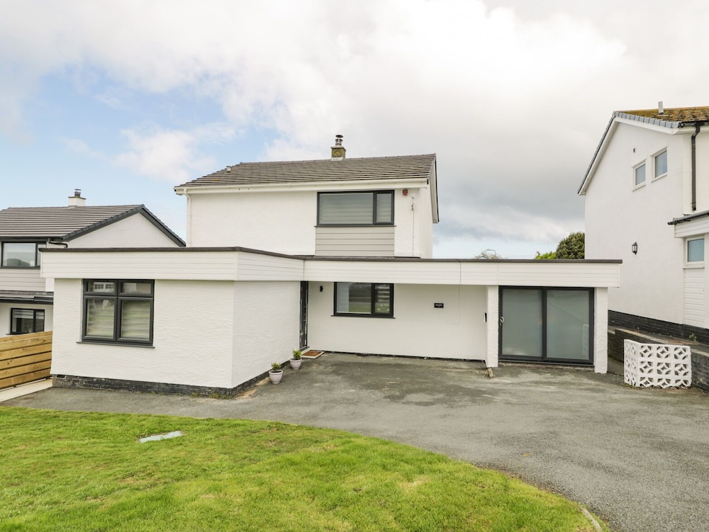 Melody - carbon neutral hotel in Cemaes Bay