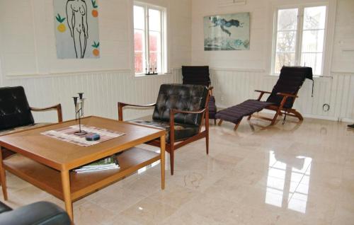 Lovely Home In Mellerud With Kitchen — Mellerud — photo 2