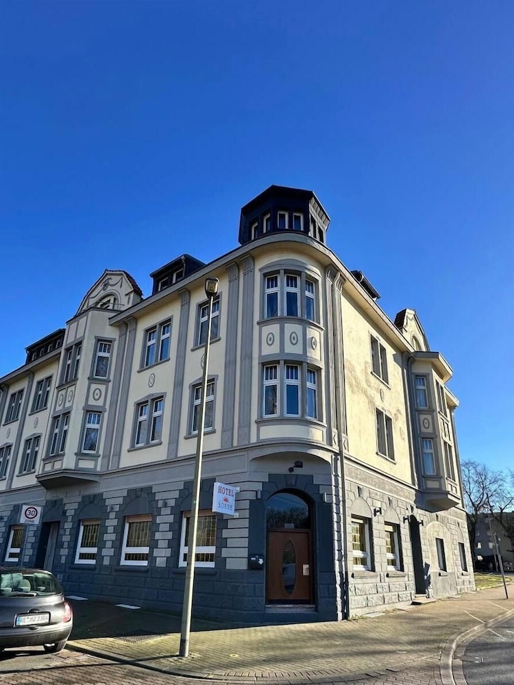 Sonne Hotel in Herne, Germany