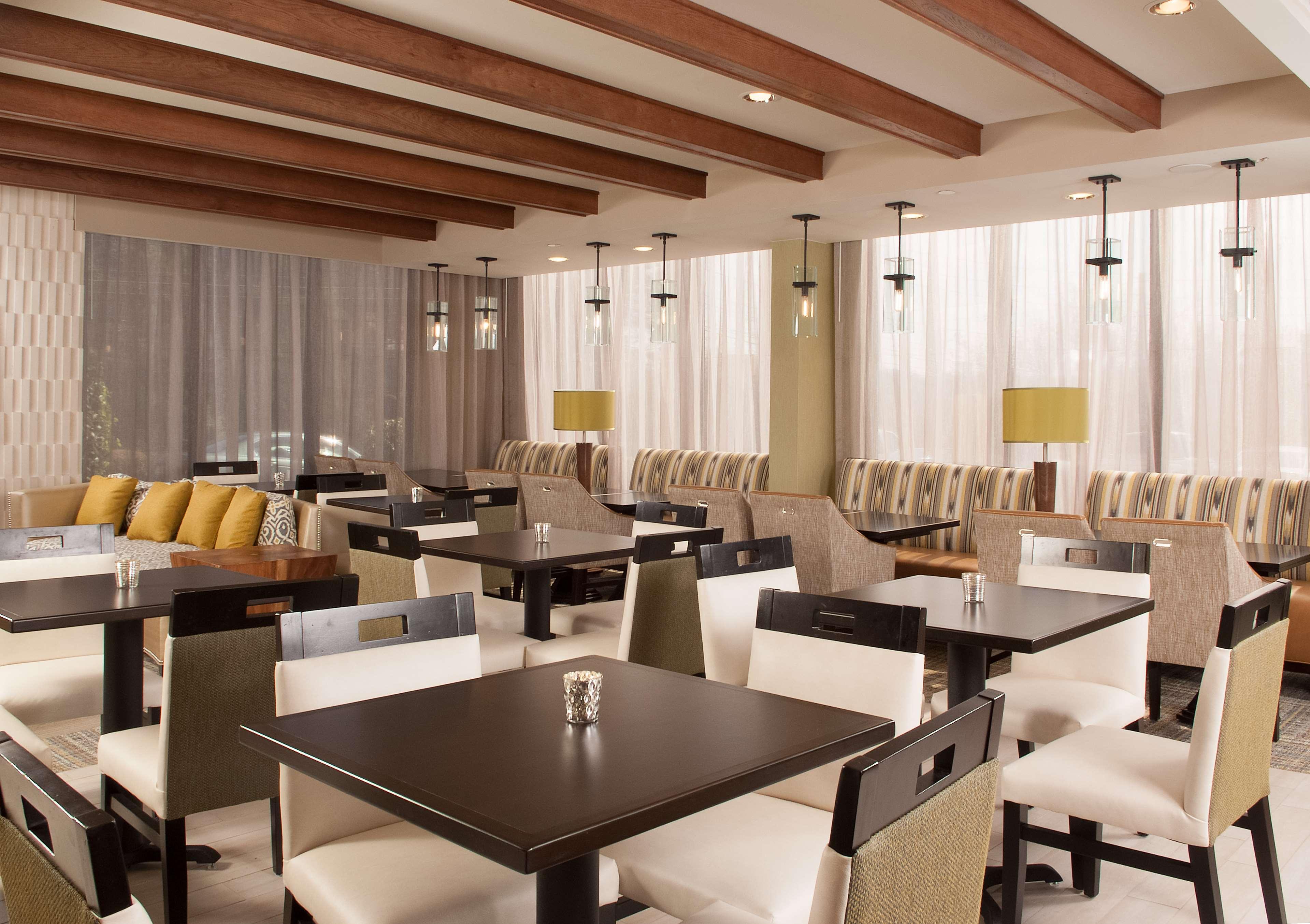 Hampton Inn Atlanta North Druid Hills - photo 37