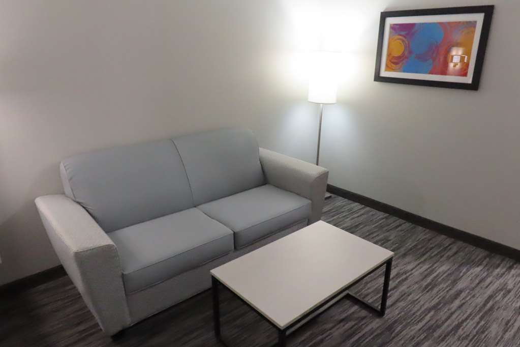 Best Western Heritage Inn Suites - photo 14