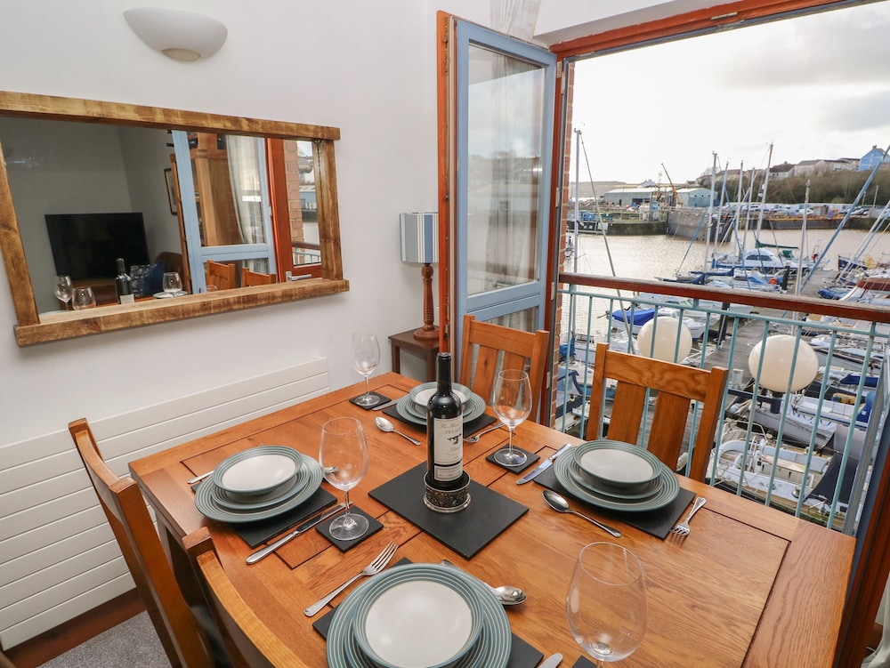 The Sail Loft — 4-Star Luxury Hotel in Milford Haven, United Kingdom