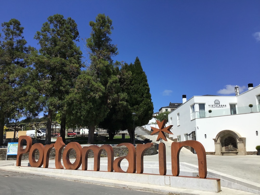 Hotel Vistalegre - carbon neutral hotel in Portomarin