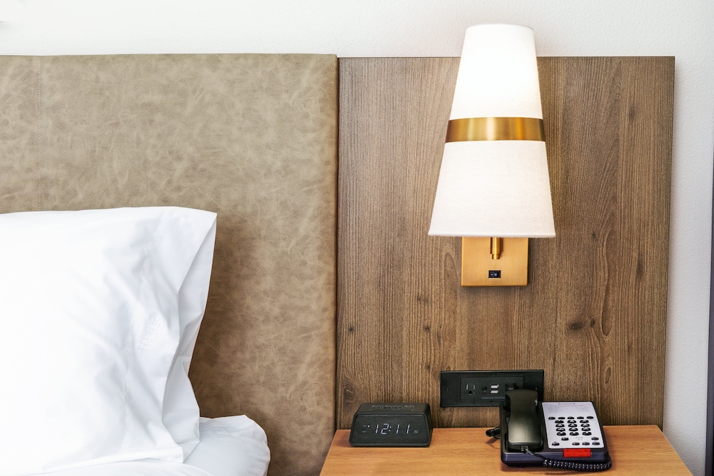 Staybridge Suites Portland by IHG - photo 18