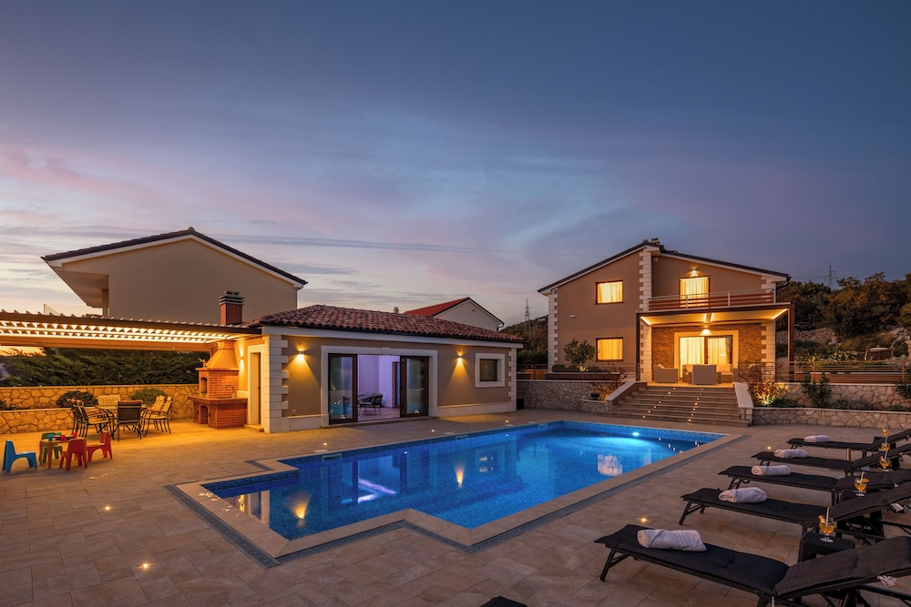 Villa Vilani Spa & Pool — 4-Star Luxury Hotel in Bakar, Croatia