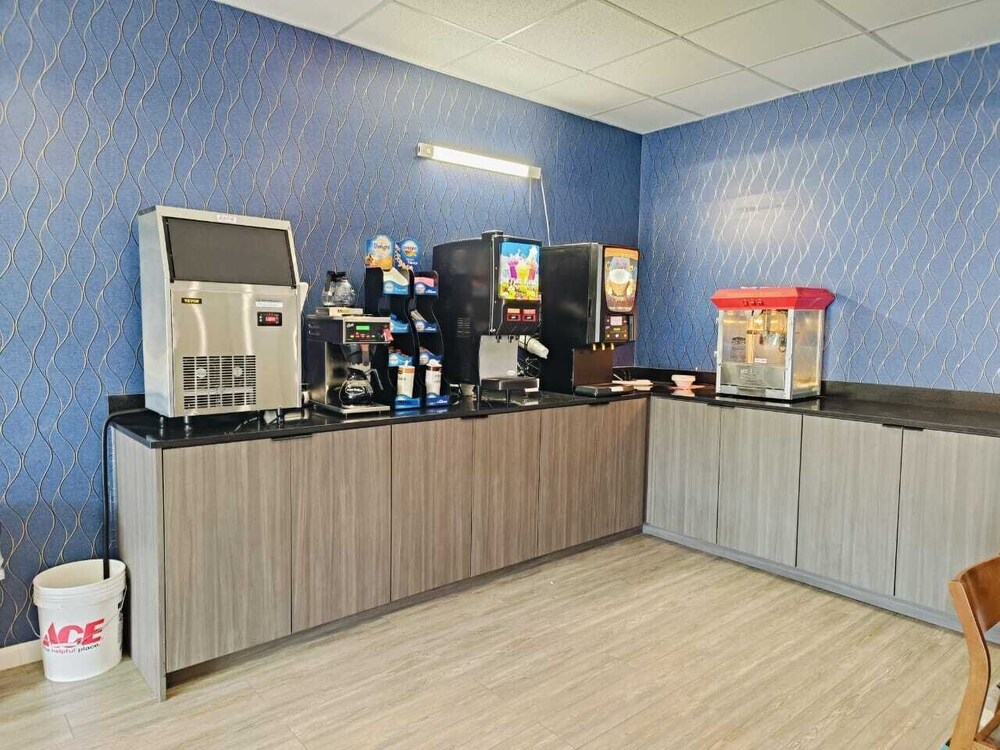 Champion Inn Motel By OYO Hwy 59 Shepherd - photo 35