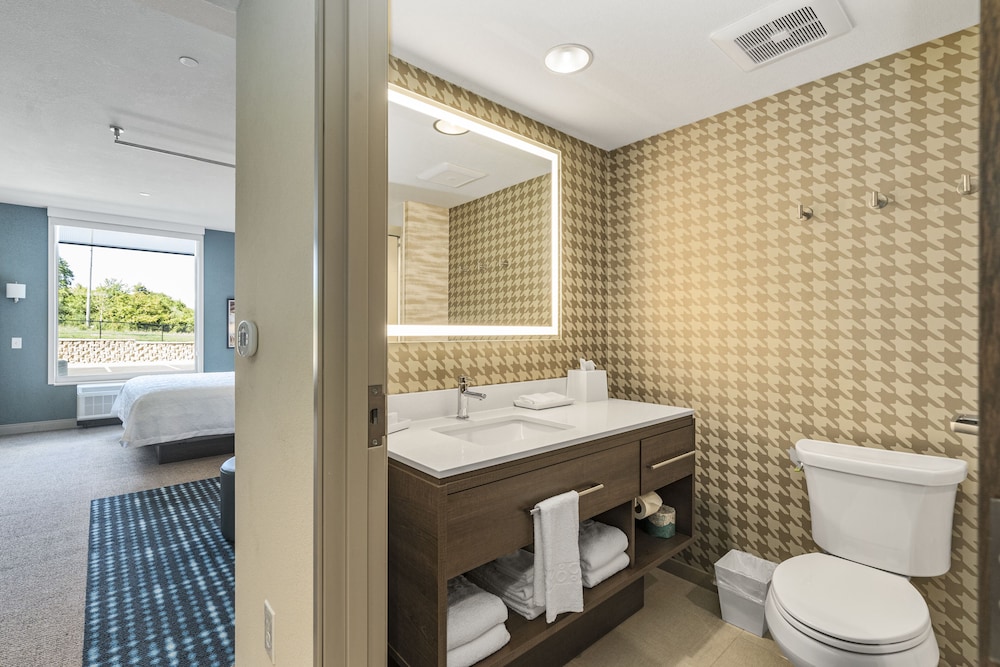Home2 Suites by Hilton Grand Rapids South - photo 16