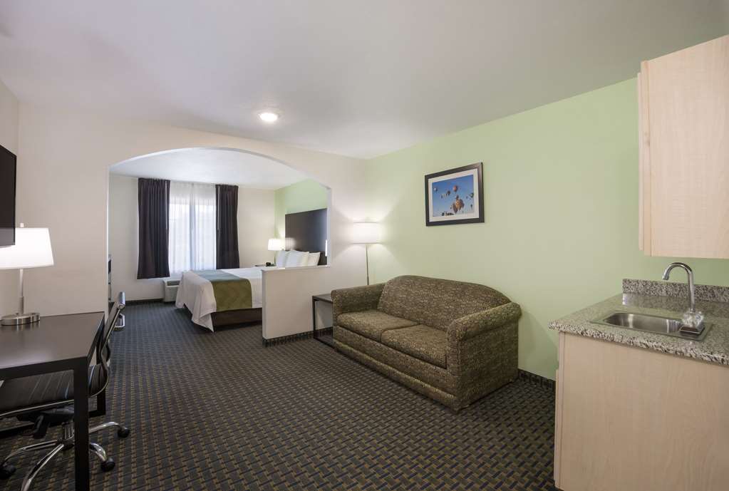 Quality Inn & Suites Clayton NM - photo 30
