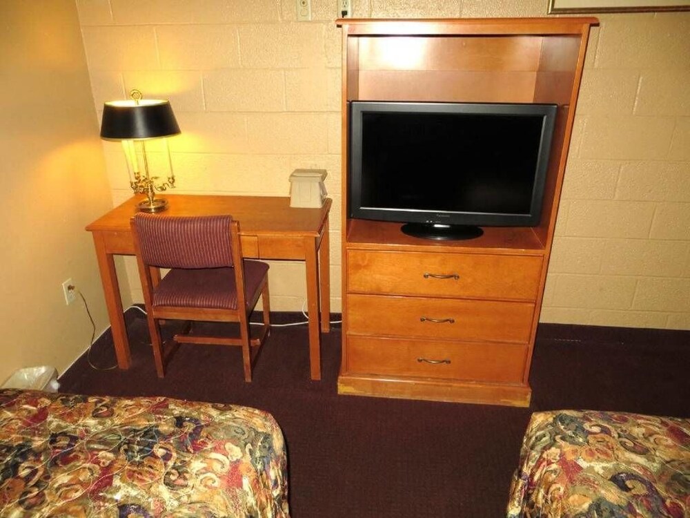 Bridger Inn Hotel Las Vegas - photo 8