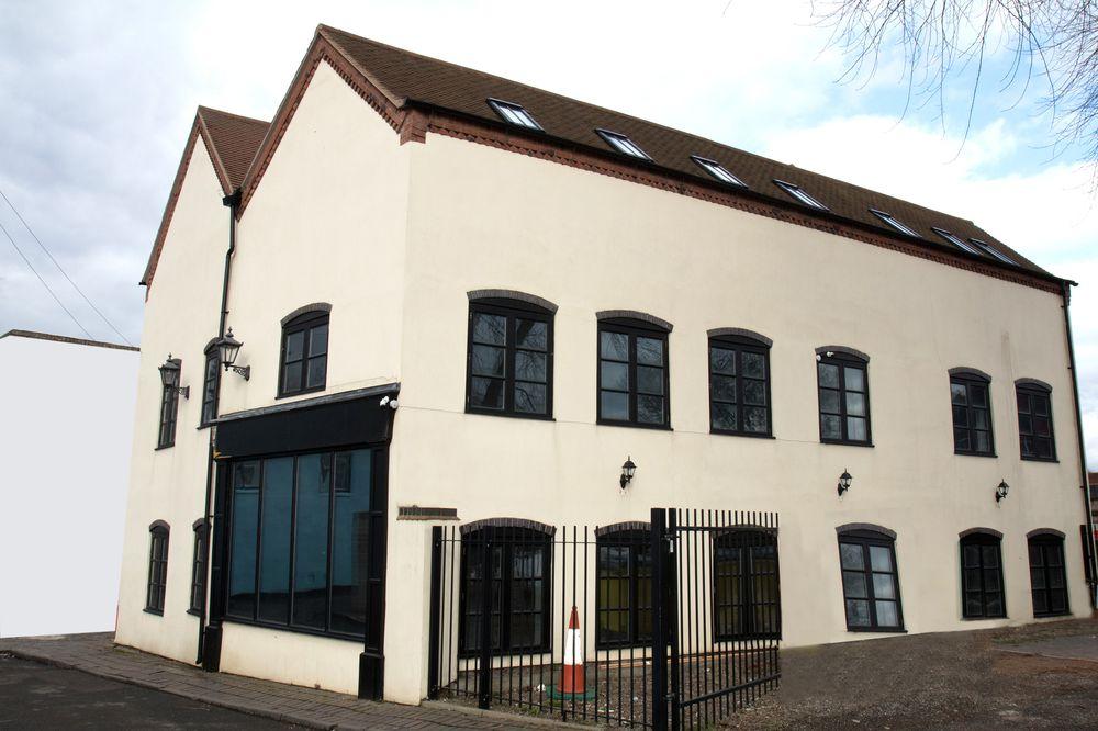 Atz&H Inn in Birmingham, United Kingdom