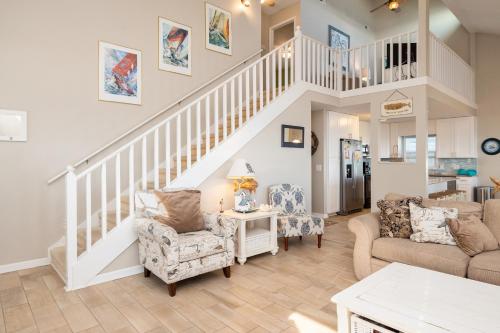 Front Row by Oak Island Accommodations - photo 17