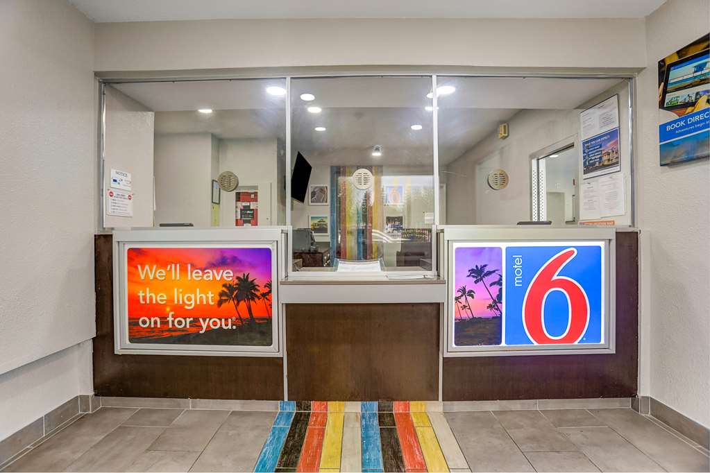 Motel6 San Bernardino CA South - photo 22